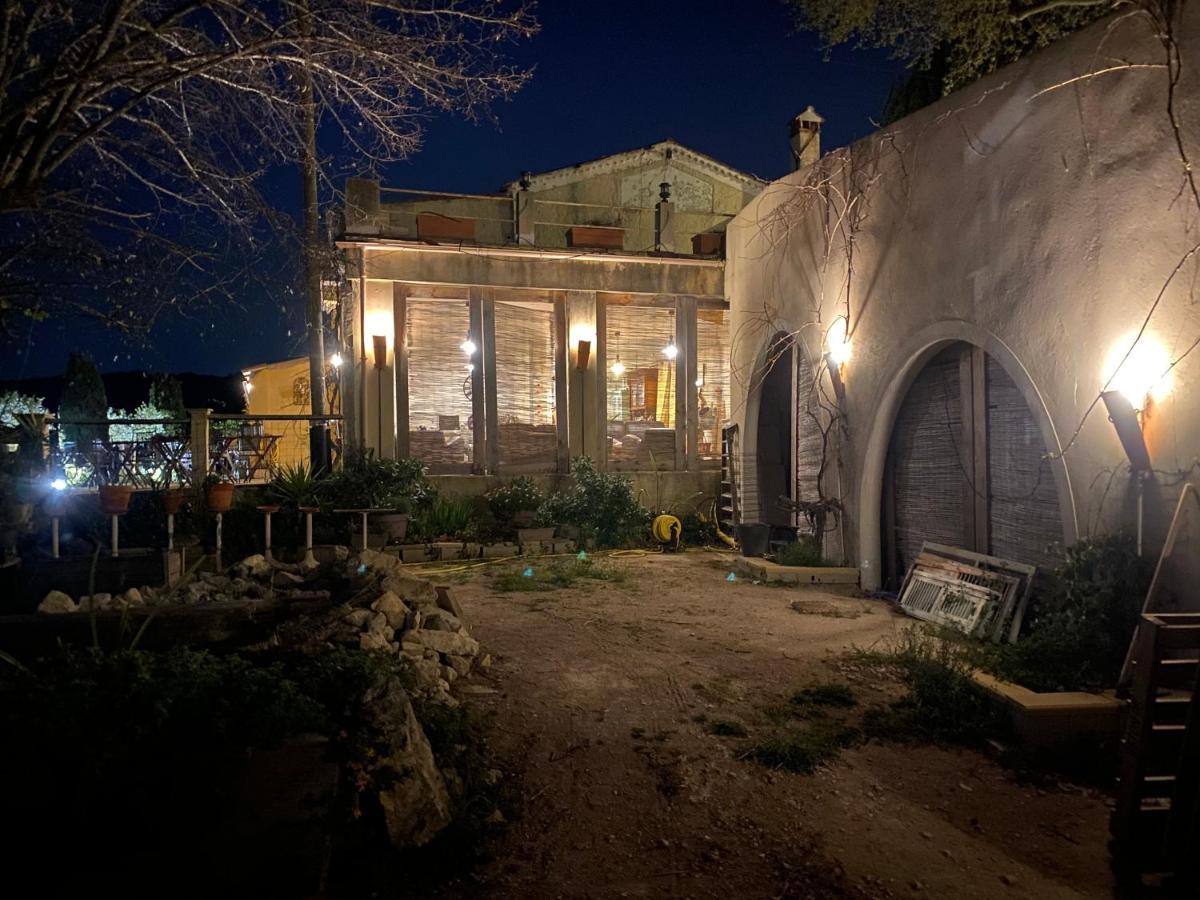 Auberge De La Croix Du Pape Èze Exterior foto